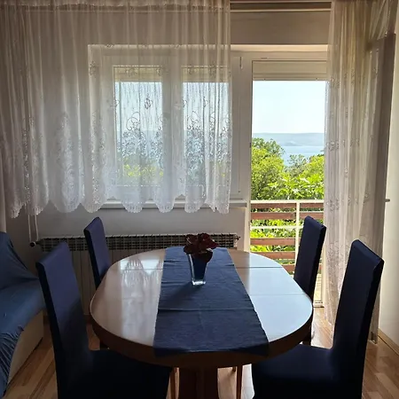 Mara Gasthuis Novi Vinodolski