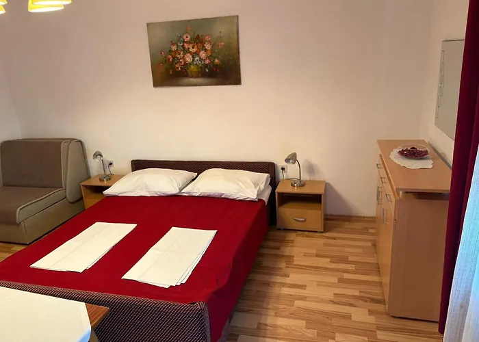 Mara 3* Novi Vinodolski